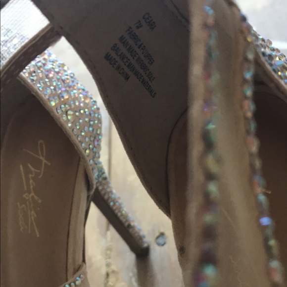 Brand New, never worn Luxury Heels - Picture 3 of 4